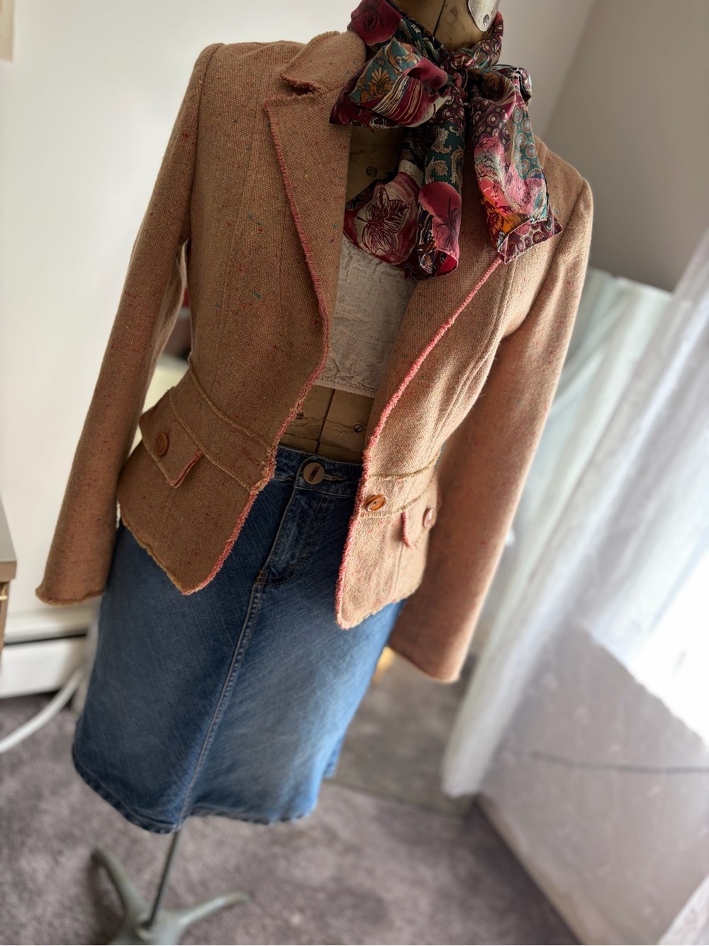 Gadzooks Vintage Tweed Tailored Blazer Jacket with Raw Hems